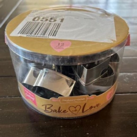 Baked with Love Inspired Cookie Cutters – Set of 12 - From Anthropologie - NWT - Picture 3 of 4